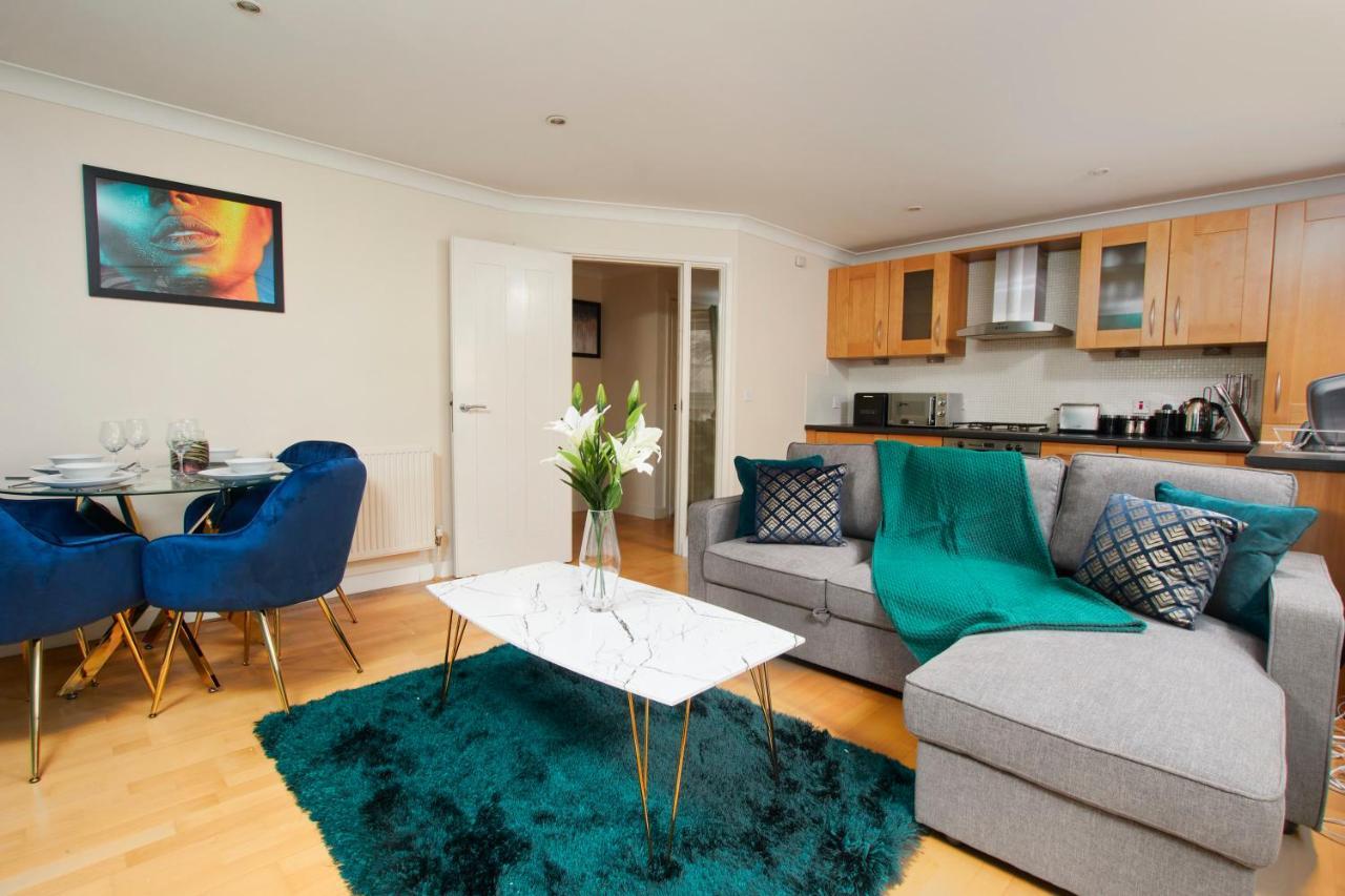 Exquisite Cambridge Abode - Sleeps 6 - Parking Apartment Luaran gambar