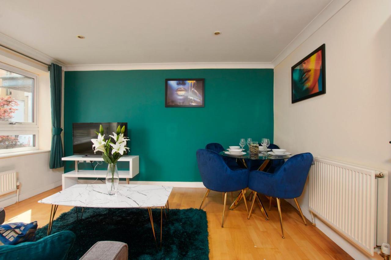 Exquisite Cambridge Abode - Sleeps 6 - Parking Apartment Luaran gambar
