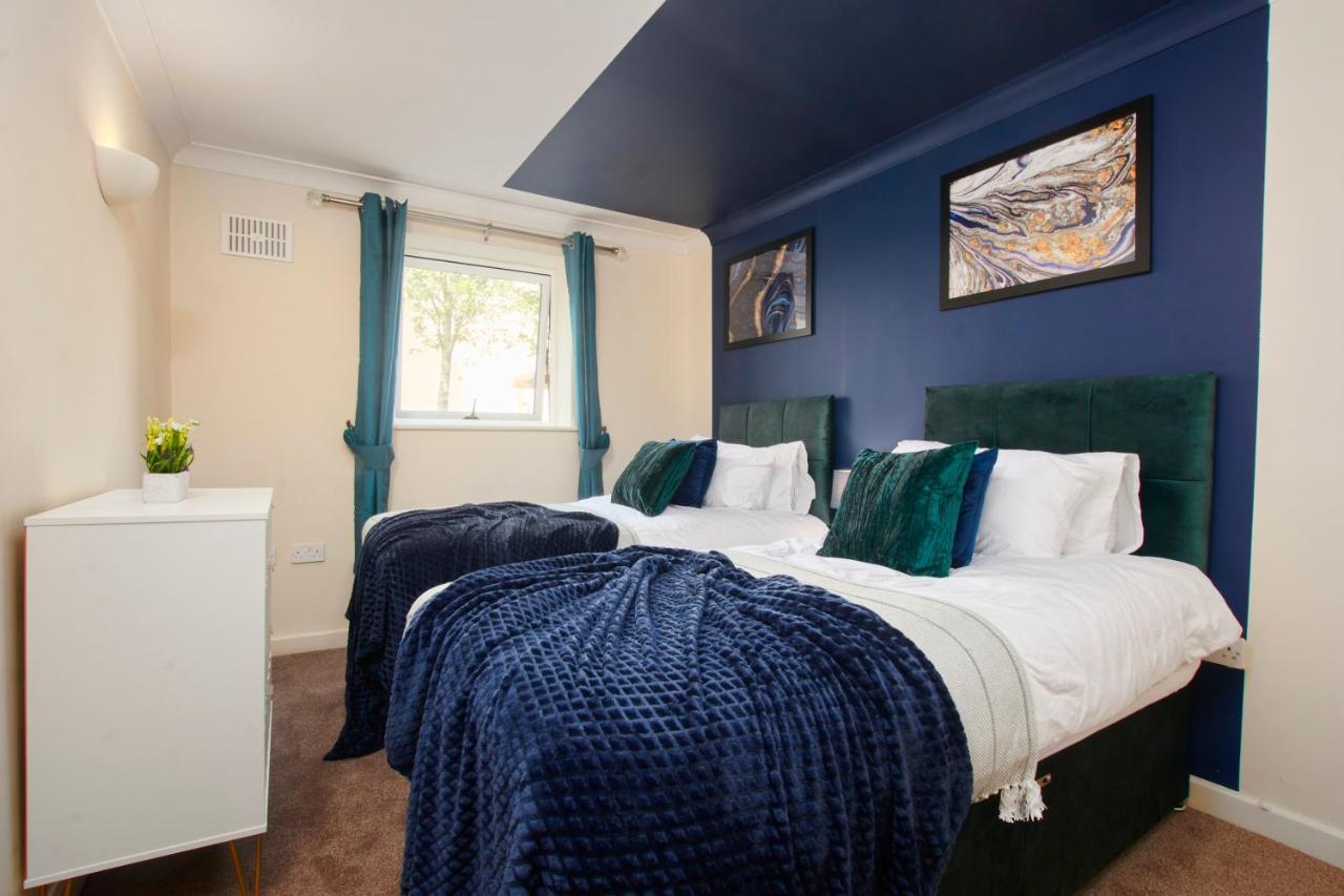 Exquisite Cambridge Abode - Sleeps 6 - Parking Apartment Luaran gambar